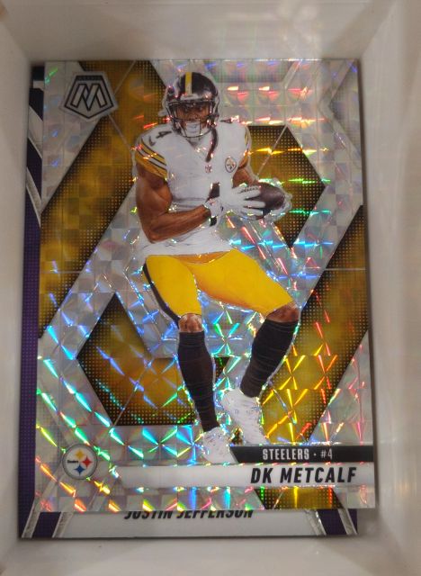 2025 Panini Mosaic #33 DK Metcalf — front