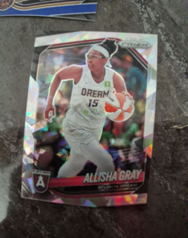 2025 Panini Prizm WNBA #16 Allisha Gray — front