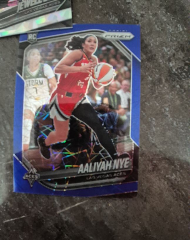 2025 Panini Prizm WNBA #15 Aaliyah Nye — front