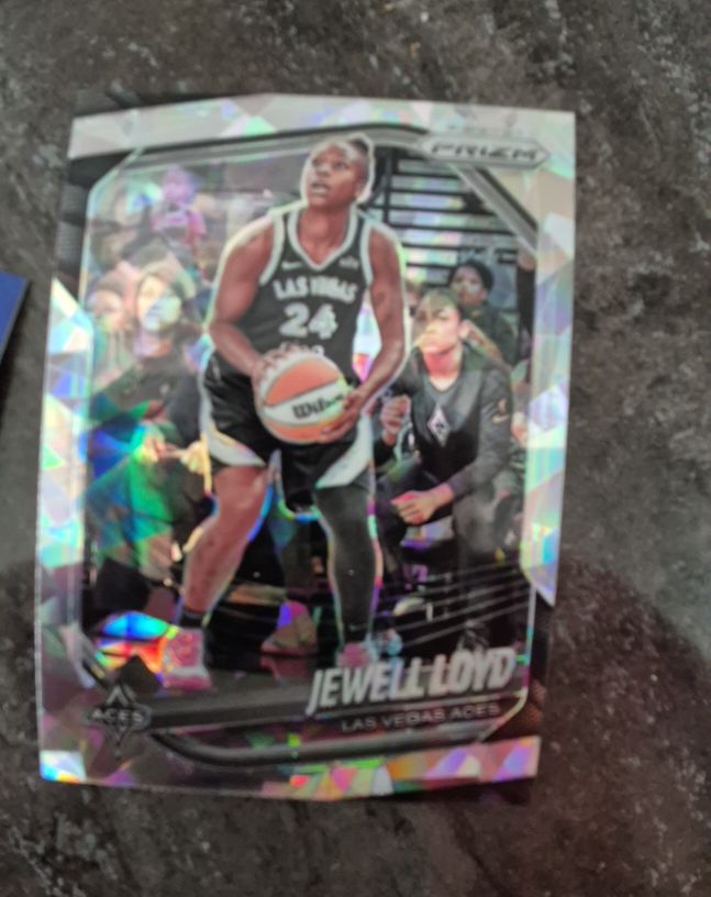 2025 Panini Prizm WNBA #57 Jewell Loyd — front