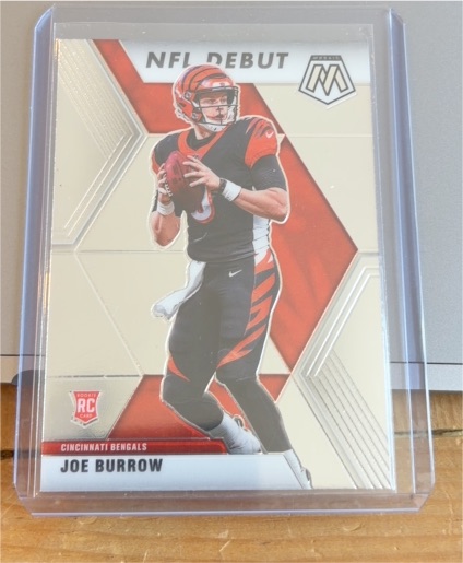 2020 Panini Mosaic #261 Joe Burrow NFL Debut Rookie Card — front