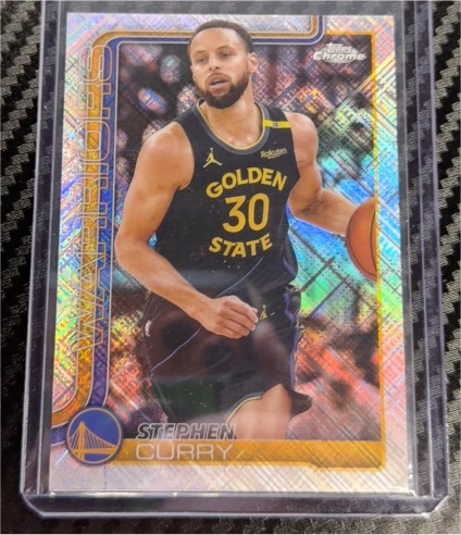2025-26 Topps Chrome #201 Stephen Curry — front