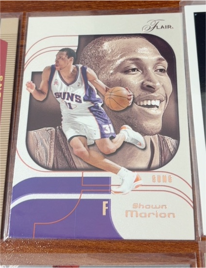 2002-03 Fleer #64 Shawn Marion — front