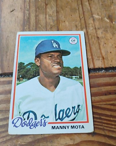1978 Topps #228 Manny Mota — front