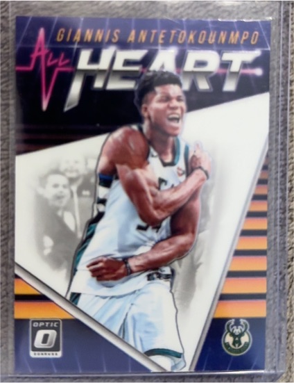 2018-19 Panini Donruss Optic All Heart #4 Giannis Antetokounmpo — front
