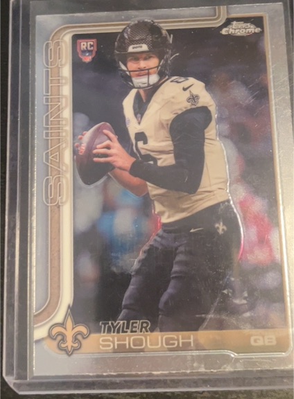 2025 Topps Chrome #398 Tyler Shough — front