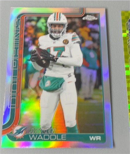2025 Topps Chrome #186 Jaylen Waddle — front