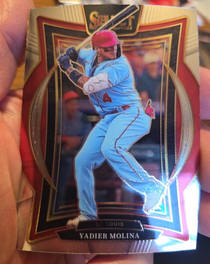 2025 Panini Select #27 Yadier Molina — front