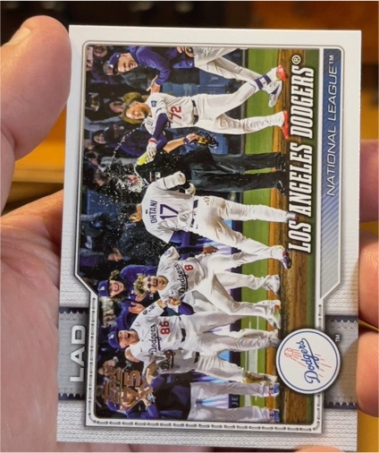 2026 Topps Series 1 #256 Los Angeles Dodgers Team Card — front