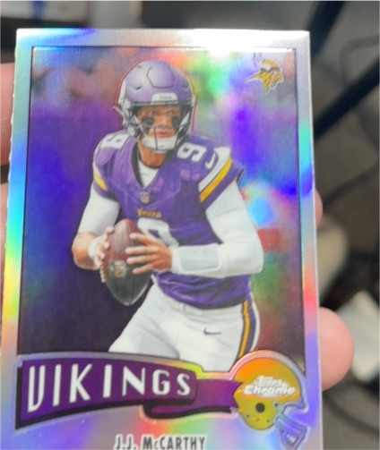 2025 Topps Chrome #1975-22 J.J. McCarthy — front