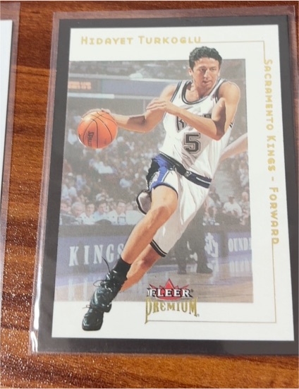 2001-02 Fleer Premium #40 Hidayet Turkoglu — front