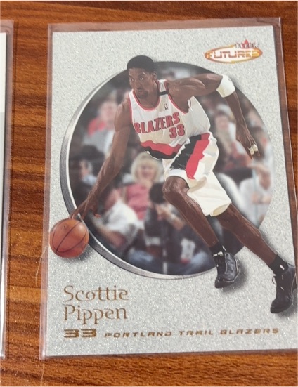 2000-01 Fleer Futures #70 Scottie Pippen — front