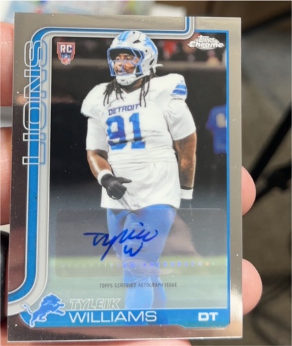 2025 Topps Chrome #364 Tyleik Williams — front