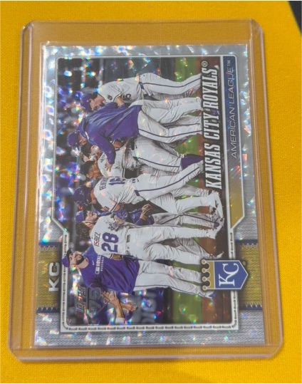 2026 Topps Series 1 #34 Kansas City Royals Team — front