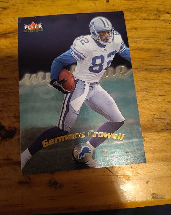 2000 Fleer Mystique #76 Germane Crowell — front