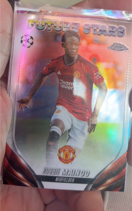 2023-24 Topps Chrome UEFA Club Competitions Future Stars #57 Kobbie Mainoo — front
