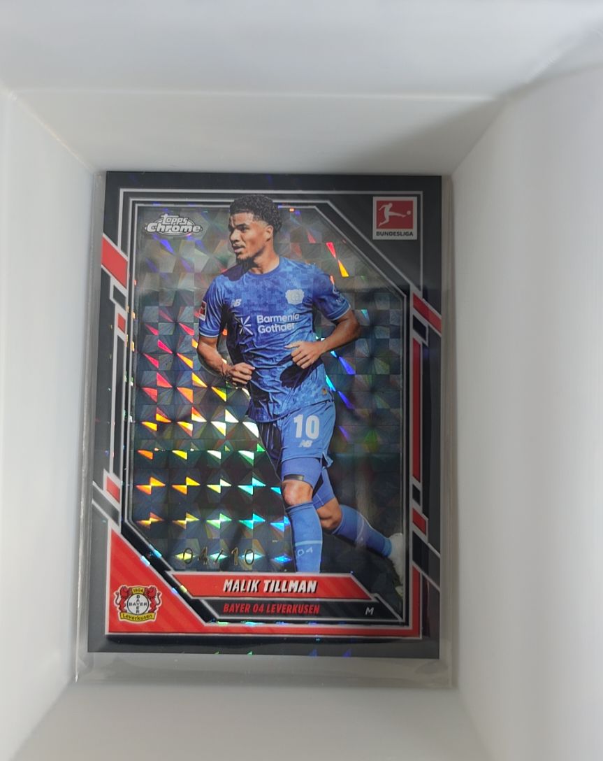 2025-26 Topps Chrome Bundesliga #10 Malik Tillman Bayer 04 Leverkusen — front