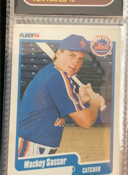 1990 Fleer #216 Mackey Sasser — front