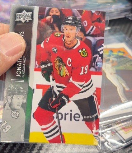 2021-22 Upper Deck Series 2 #294 Jonathan Toews — front