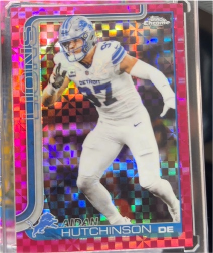 2025 Topps Chrome #104 Aidan Hutchinson — front