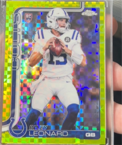 2025 Topps Chrome #318 Riley Leonard — front