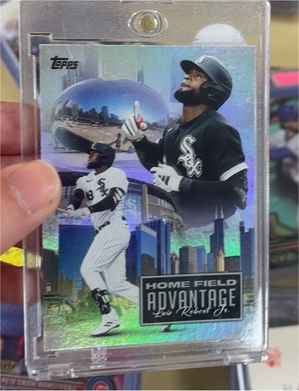 2024 Topps Update Series #HFA-40 Luis Robert Jr. — front