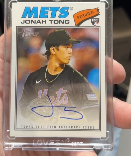 2026 Topps Heritage #ROA-JTO Jonah Tong — front