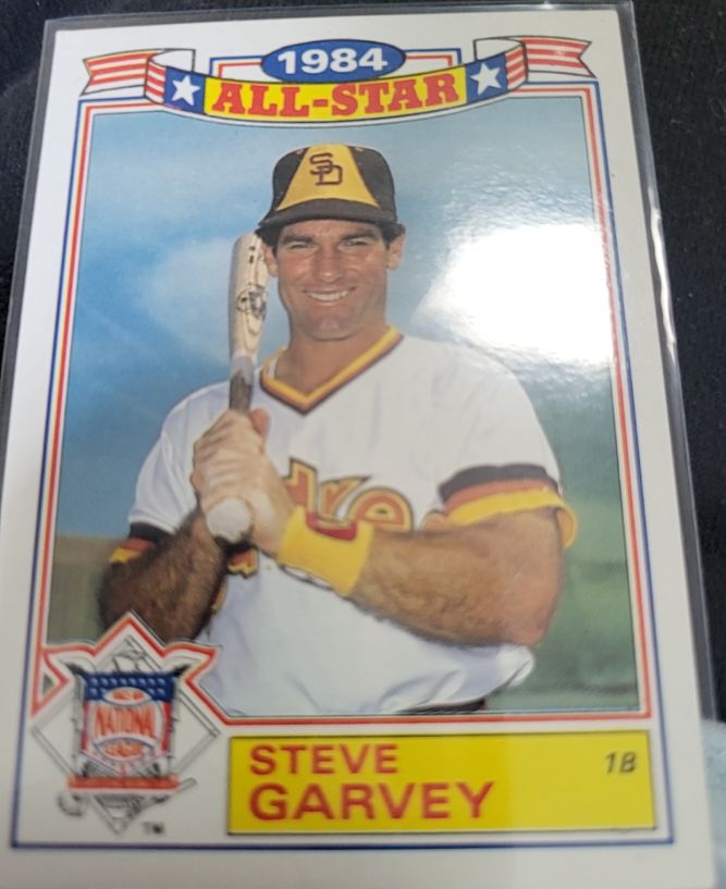 1985 Topps #2 Steve Garvey — front