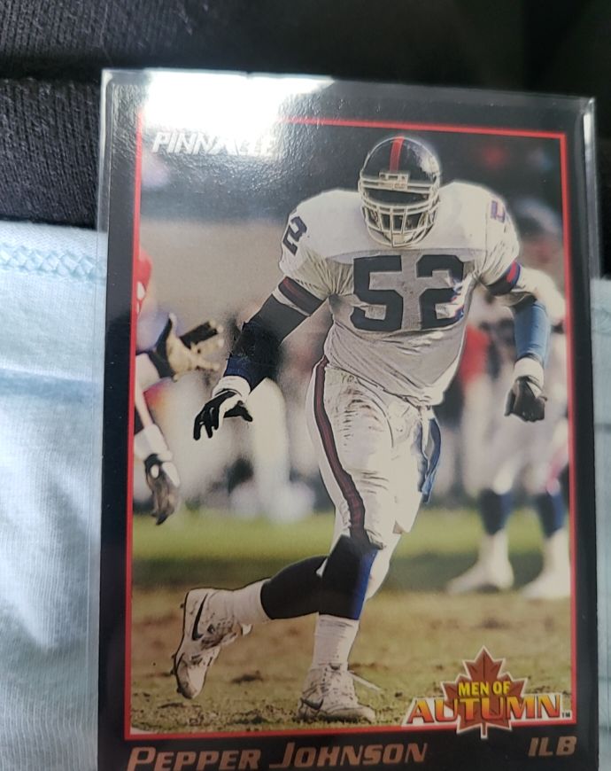 1993 Pinnacle Men of Autumn #47 Pepper Johnson — front