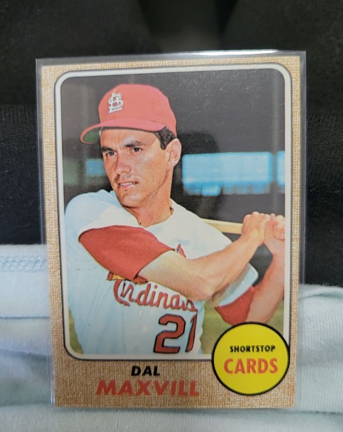 1968 Topps #141 Dal Maxvill — front