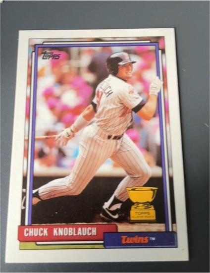 1992 Topps #23 Chuck Knoblauch — front