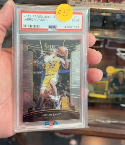 2018 Panini Select #11 LeBron James — front