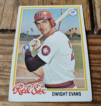 1978 Topps #695 Dwight Evans — front