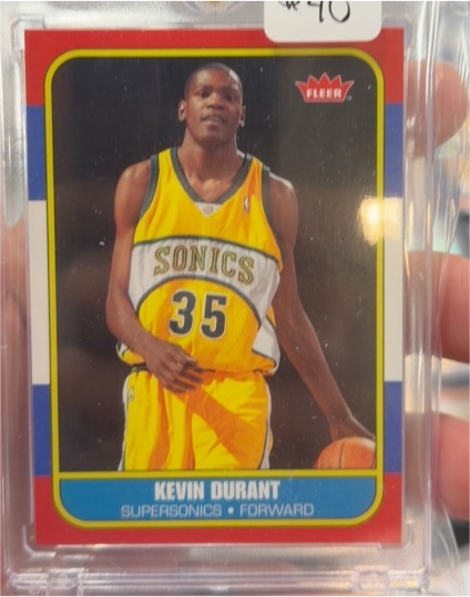 2007 Fleer 1986-87 Retro Rookies #143 Kevin Durant — front
