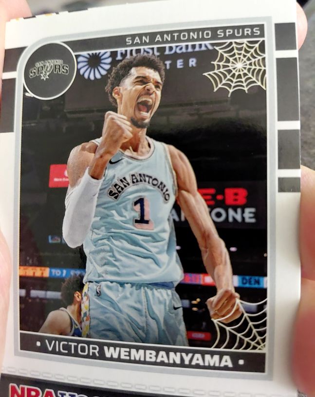 2024-25 Panini Haunted Hoops #70 Victor Wembanyama — front