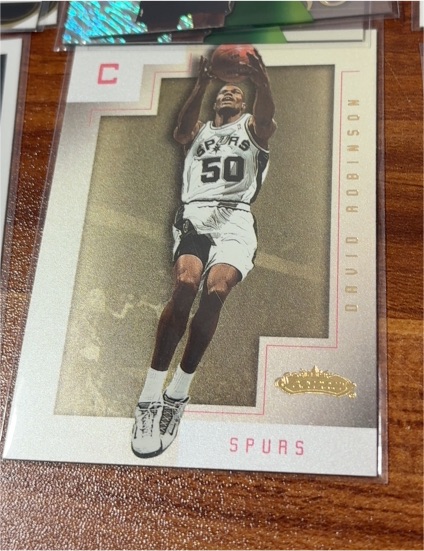 2001-02 Fleer Showcase #50 David Robinson — front