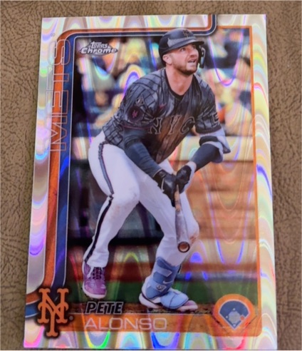 2025 Topps Chrome #136 Pete Alonso — front
