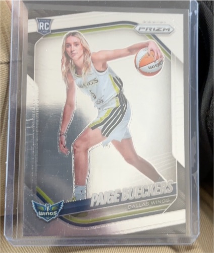 2025 Panini Prizm WNBA #147 Paige Bueckers — front