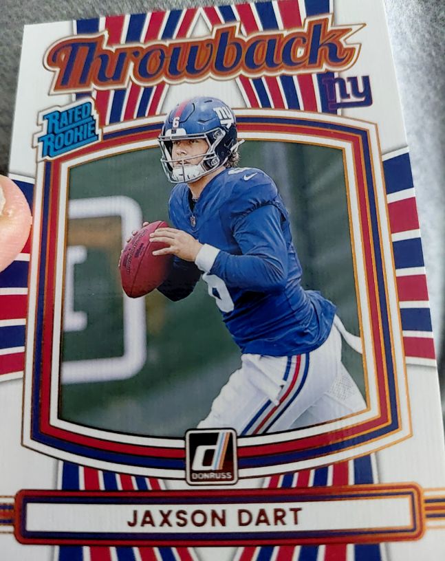 2025 Panini Donruss #41 Jaxson Dart Throwback Rated Rookie — front