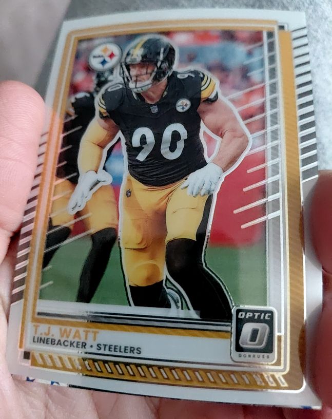 2025 Panini Donruss Optic #100 T.J. Watt — front