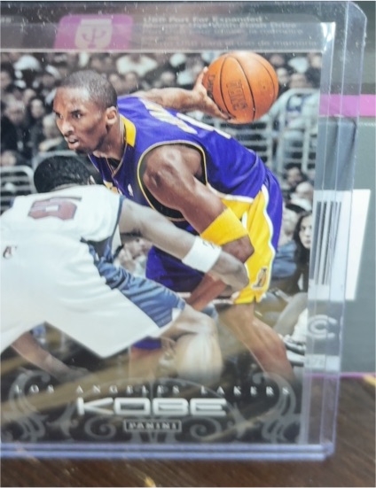 2012-13 Panini Kobe Anthology #111 Kobe Bryant — front