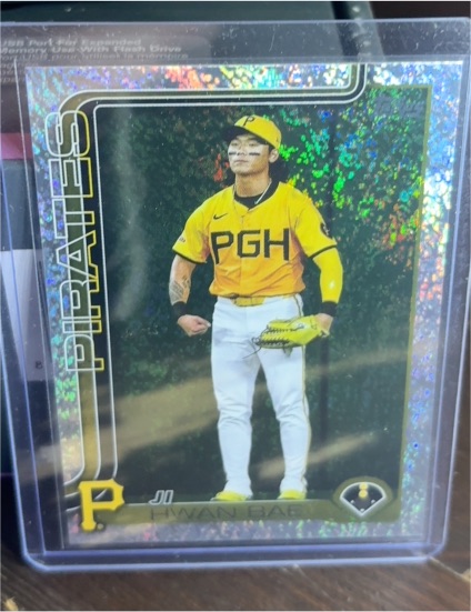 2025 Topps Update Series #US64 Ji Hwan Bae — front