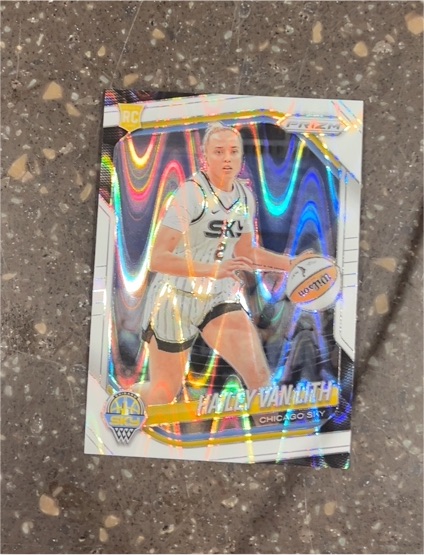 2025 Panini Prizm WNBA #2 Hailey Van Lith White Seismic Prizm Rookie Card — front