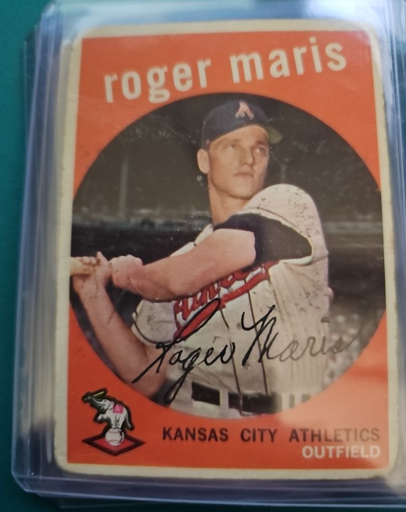 1959 Topps #202 Roger Maris — front
