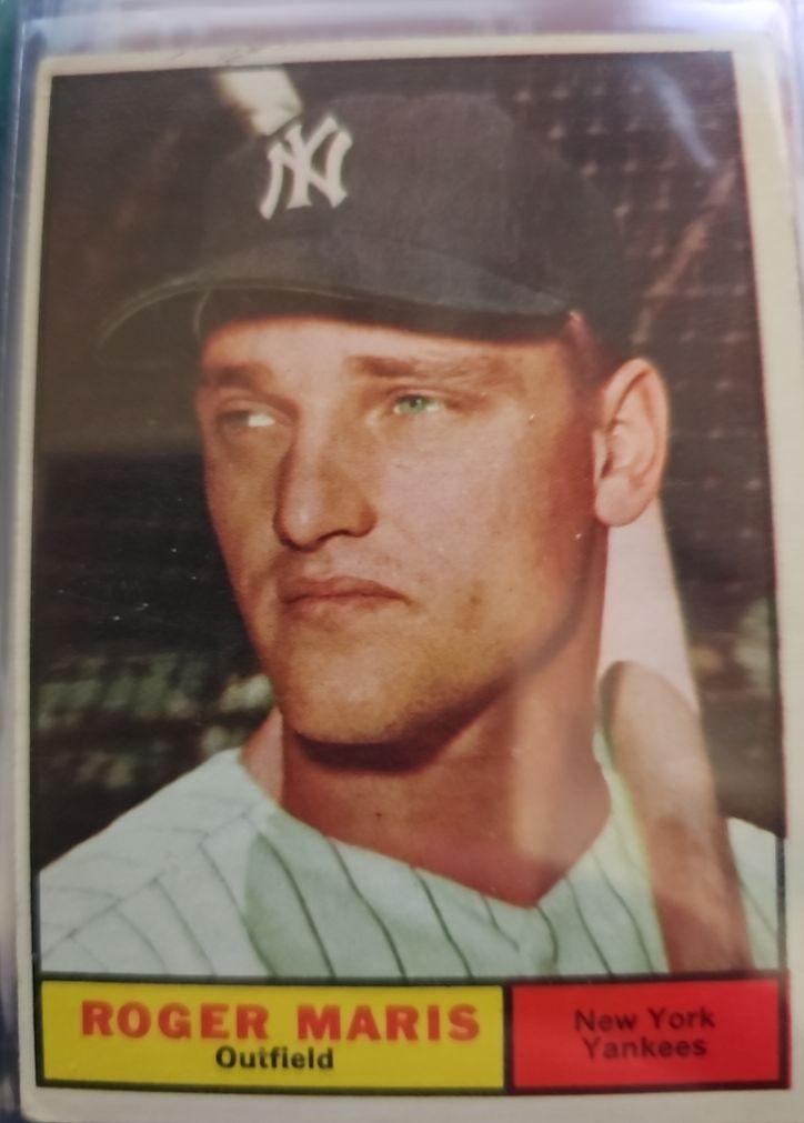 1961 Topps #2 Roger Maris — front