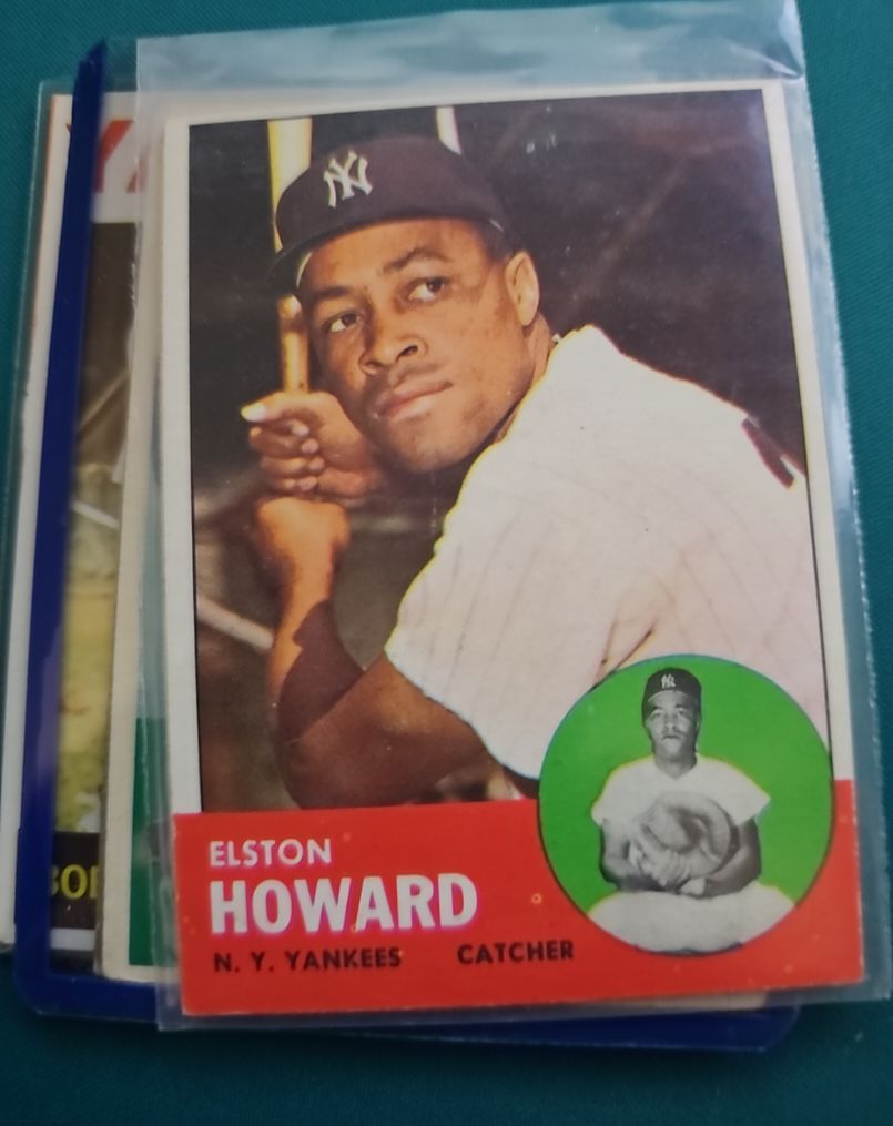 1963 Topps #60 Elston Howard — front