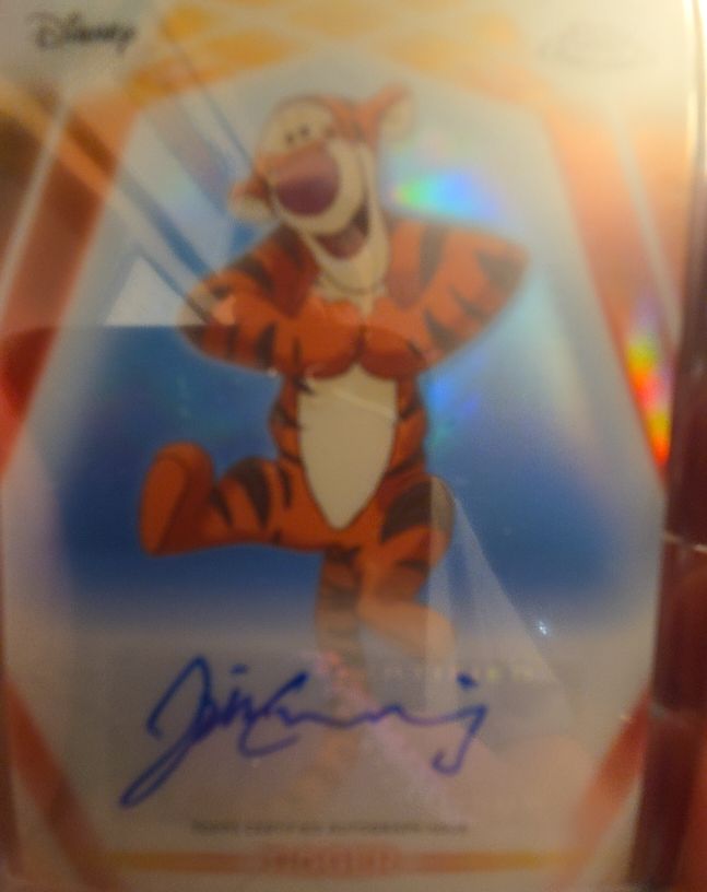 2026 Topps Disney Neon Tigger Neon Etch Autograph Jim Cummins #CNAJC — front