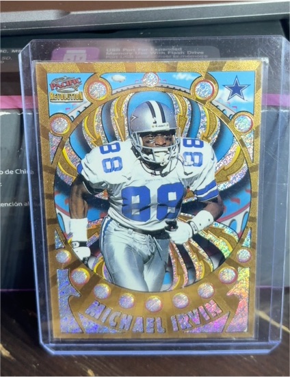 1997 Pacific Revolution #37 Michael Irvin — front