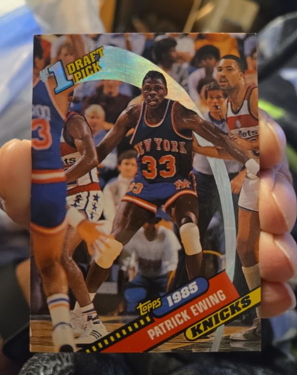 1985 Topps #1 Patrick Ewing — front