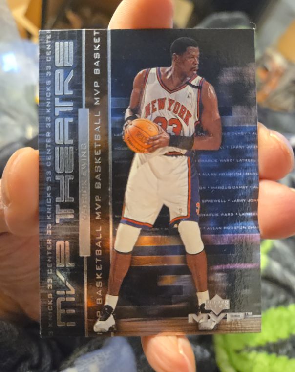 1999-00 Upper Deck MVP #M11 Patrick Ewing MVP Theatre — front